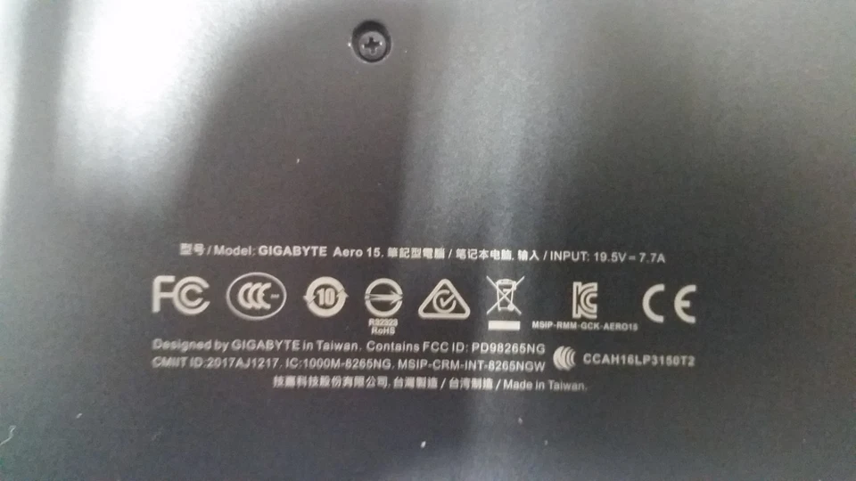 Portátil Gigabyte Aero 15 para pieza Foto 3 de 4