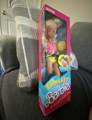Barbie Beach Blast Skipper 11in Doll Blonde Curly Hair Brown Eyes Box 1991