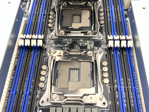 ASUS ESC4000G3 2U server BAREBONE Intel Xeon processor E5-2600 V3/V4 family !! - Picture 15 of 15