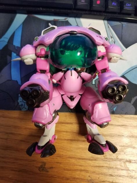 En Oferta Funko Pop! Figura Overwatch D.va 177 Con Meka. Fuera De Caja