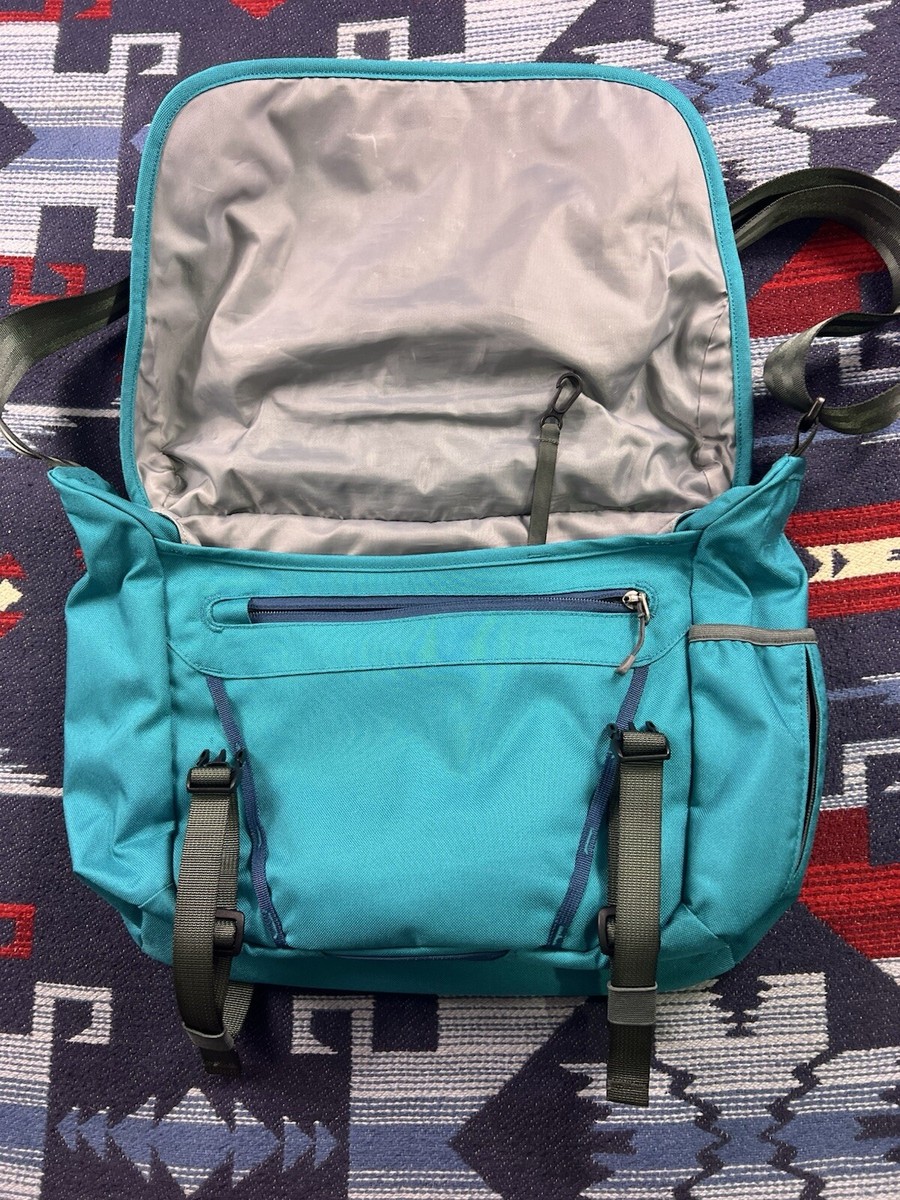 Patagonia Mini Half Mass Small Messenger Carry On Laptop Case Bag