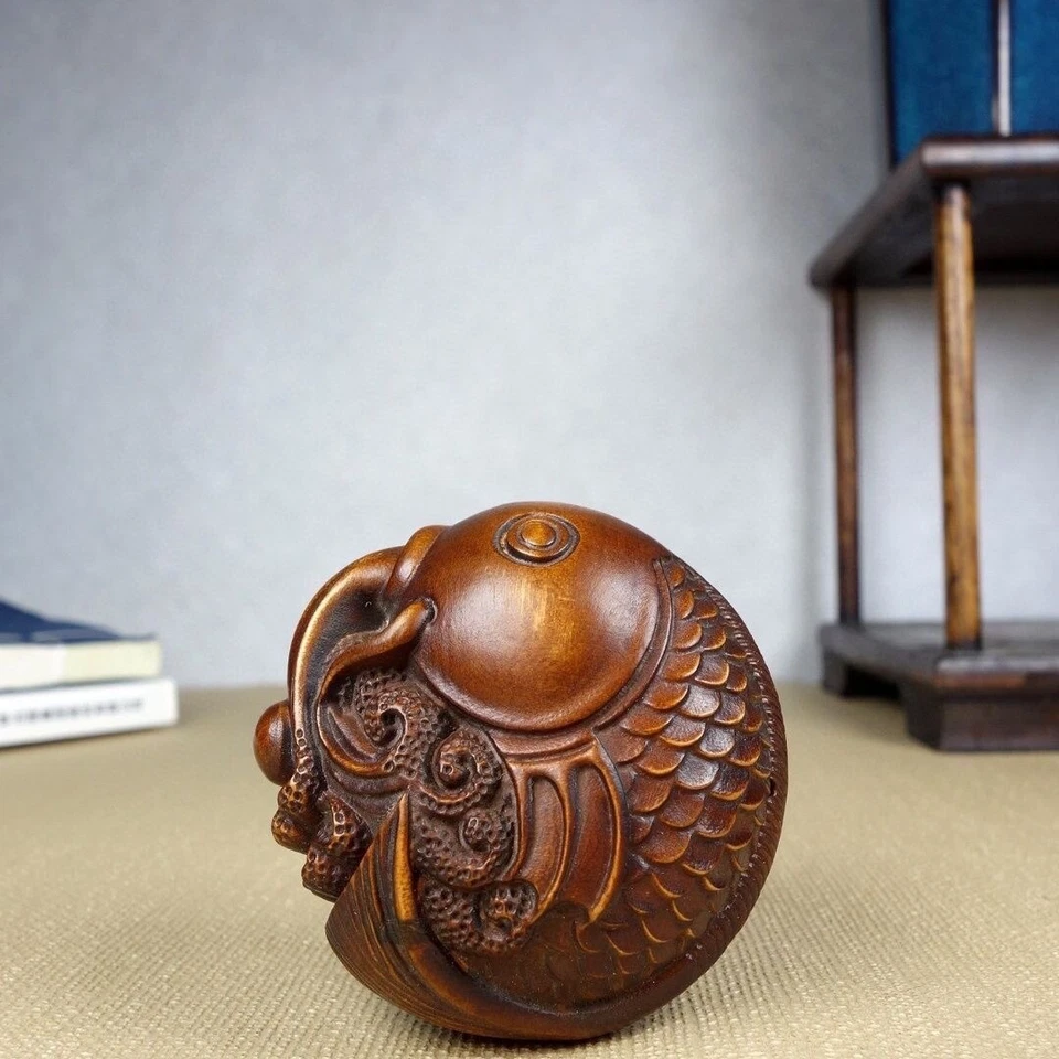 Estatuilla asiática tallada a mano de boj Netsuke lindo pez fengshui carpa estatua curiosidad Foto 4 de 4