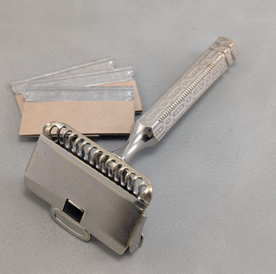 Vintage Lot Ever-Ready (GEM) 1912 Single Edge Safety Razor + AccuTec Pro Blades