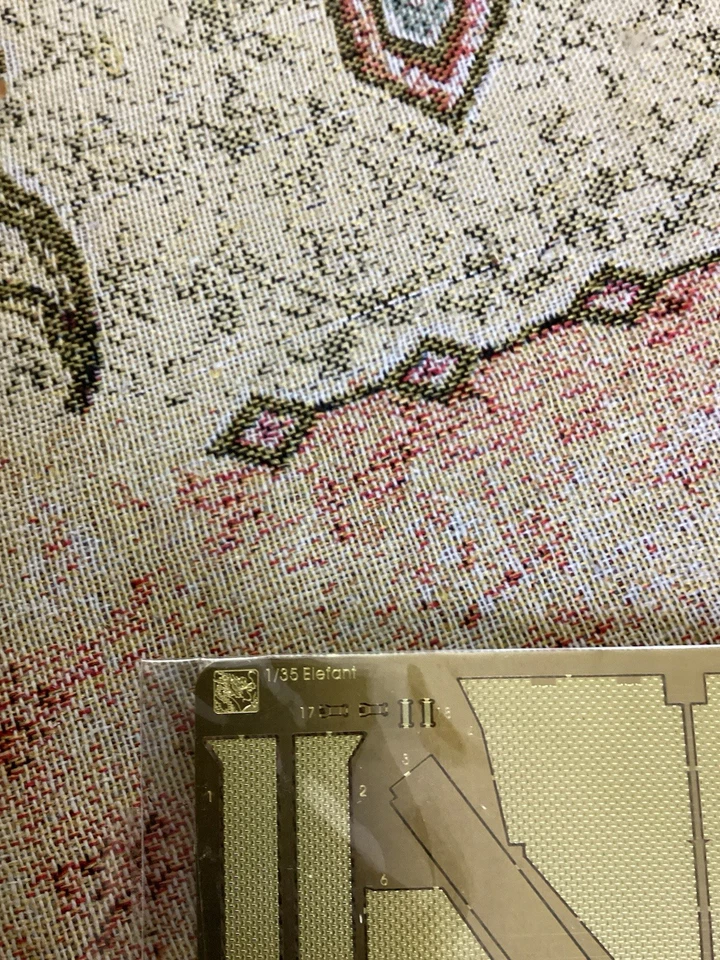 DRAGON -MB 6311-Elefant -Scala 1/35- Fotoincisioni - Immagine 2 di 4