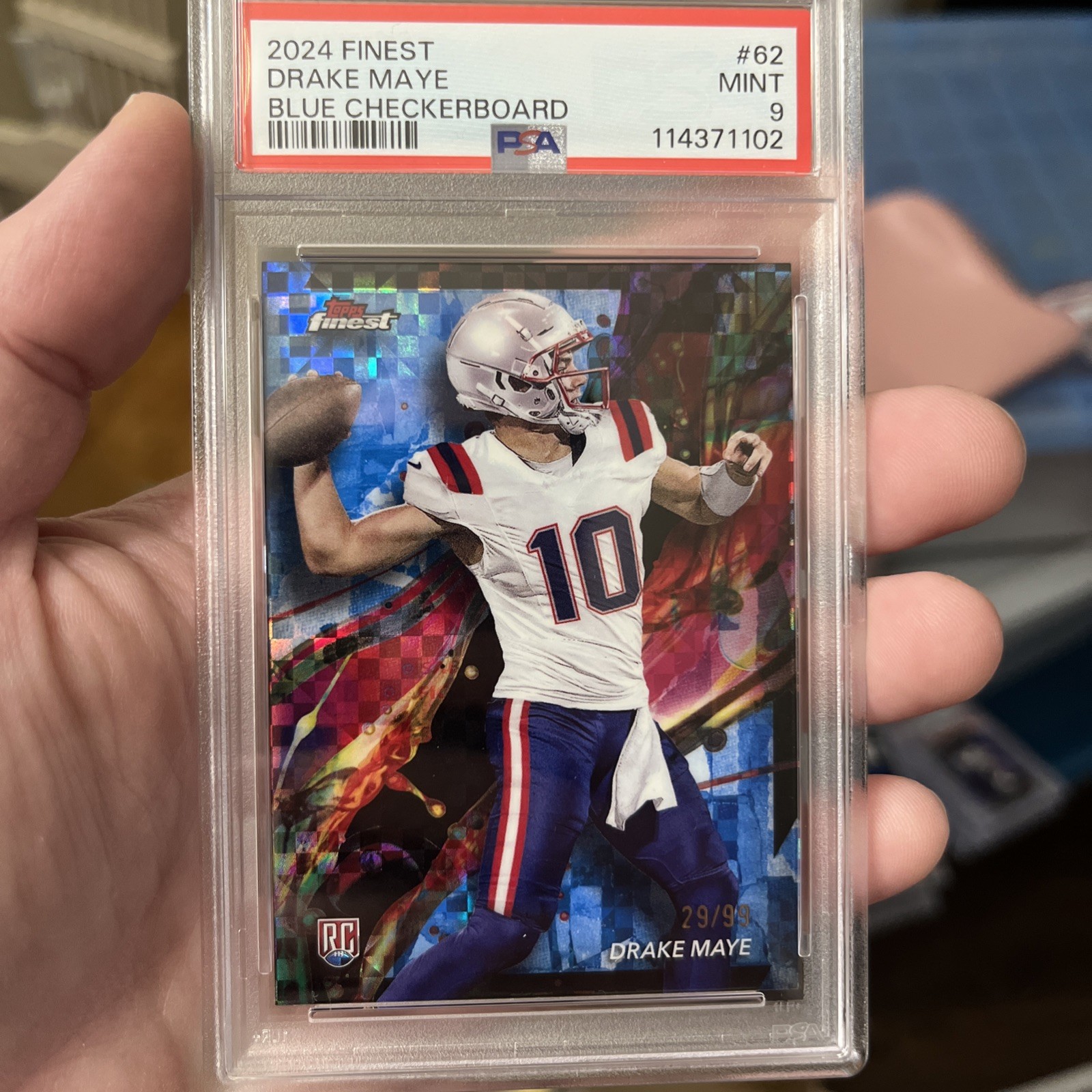 2024 Topps Finest - Common Drake Maye #62 Blue Checkerboard Refractor /99 (RC)