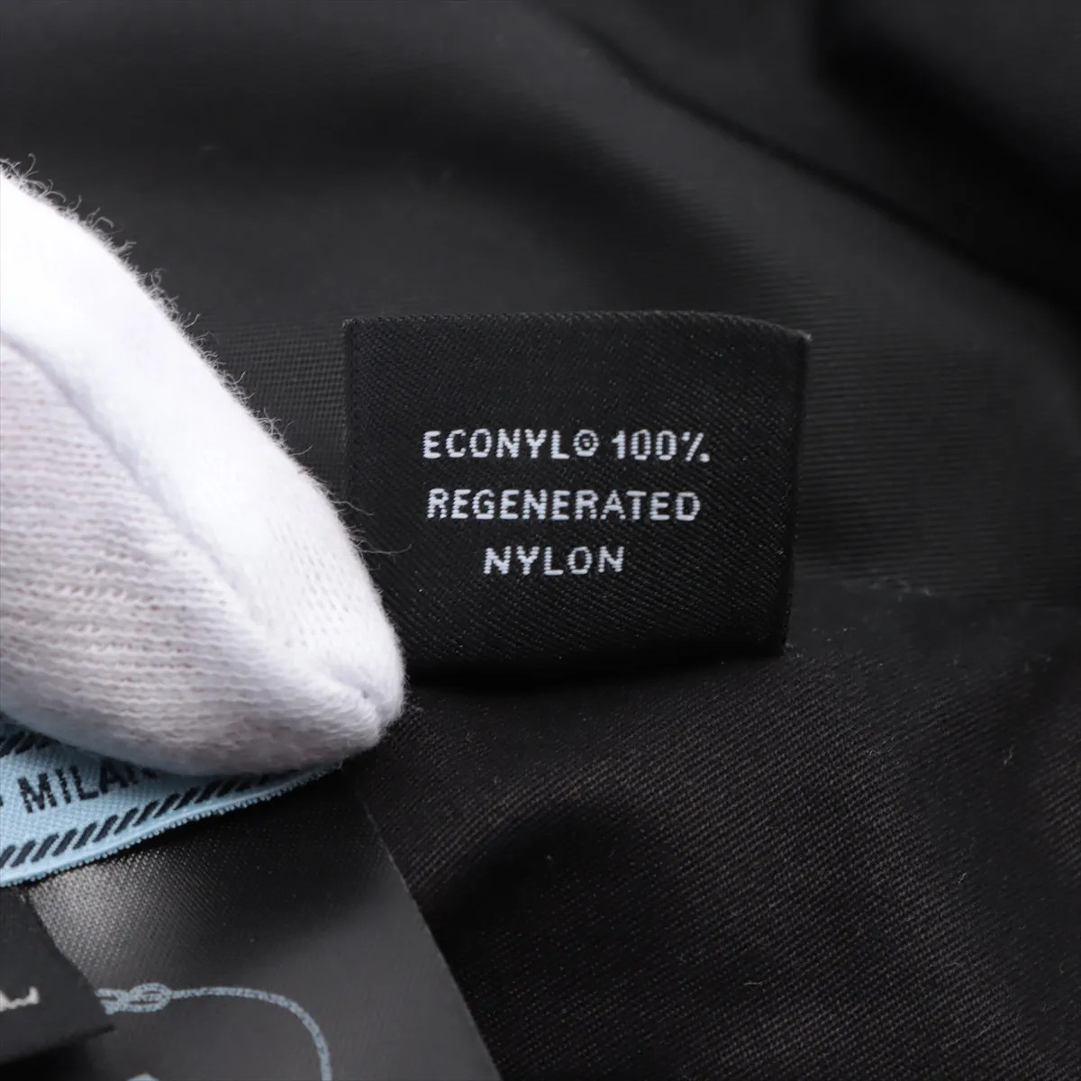 Prada 1HC325 Triangle logo Bucket Hat L Polyamide Black Re Nylon Re Nylon thumbnail 6