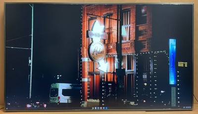 Samsung 98'' Commercial LED Digital Signage Smart Display 4K UHD QM98T