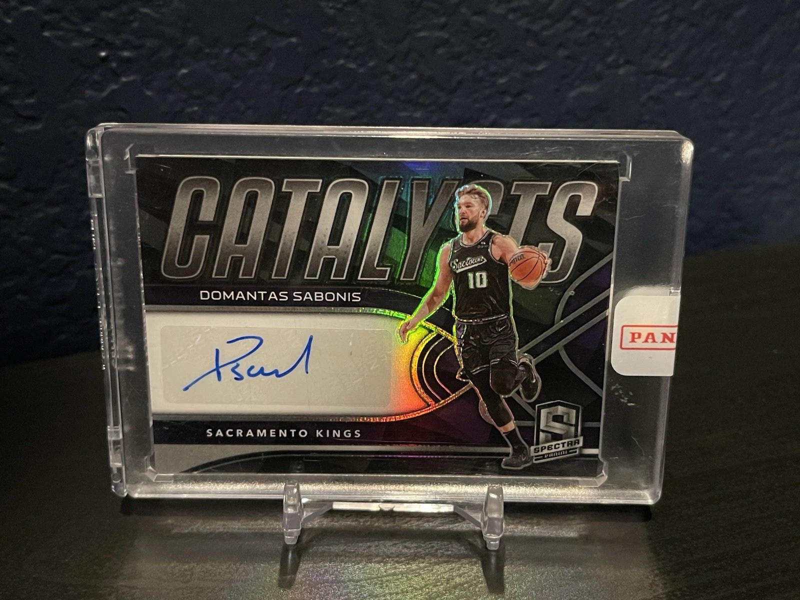 Domantas Sabonis trading card