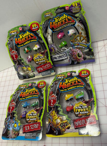 Lot of 16 Trash Packs Trash Wheels Brand New in 4 Packages with Junk Zombies