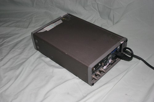 Racal Dana 1998 1.3GHz Frequency Counter (38) - Picture 3 of 5