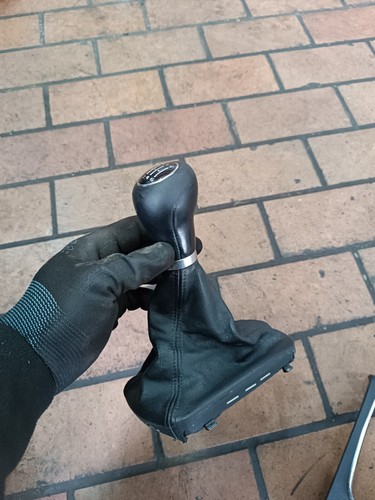 Cuffia Del Cambio Con Cornice Cromata Per Ford Focus II (2004-2012) - Ricambio Specifico