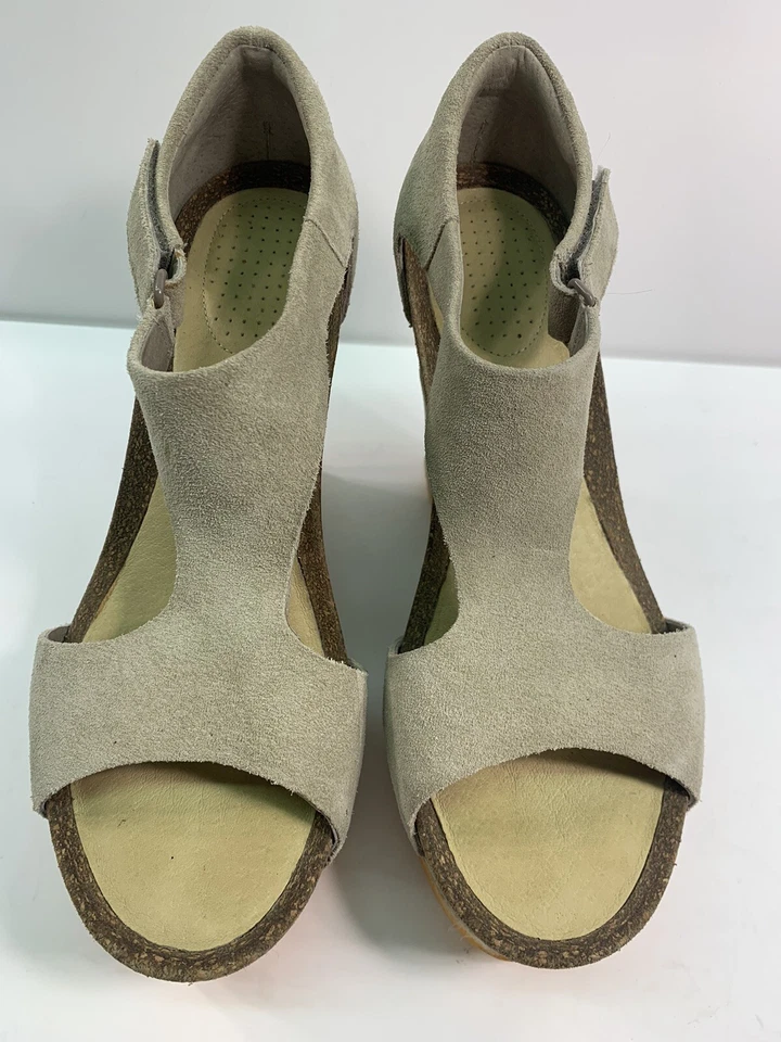 Sandalias de tacón de cuña de gamuza marrón topo tostado TSUBO Putt 8248 talla 8 Foto 2 de 4