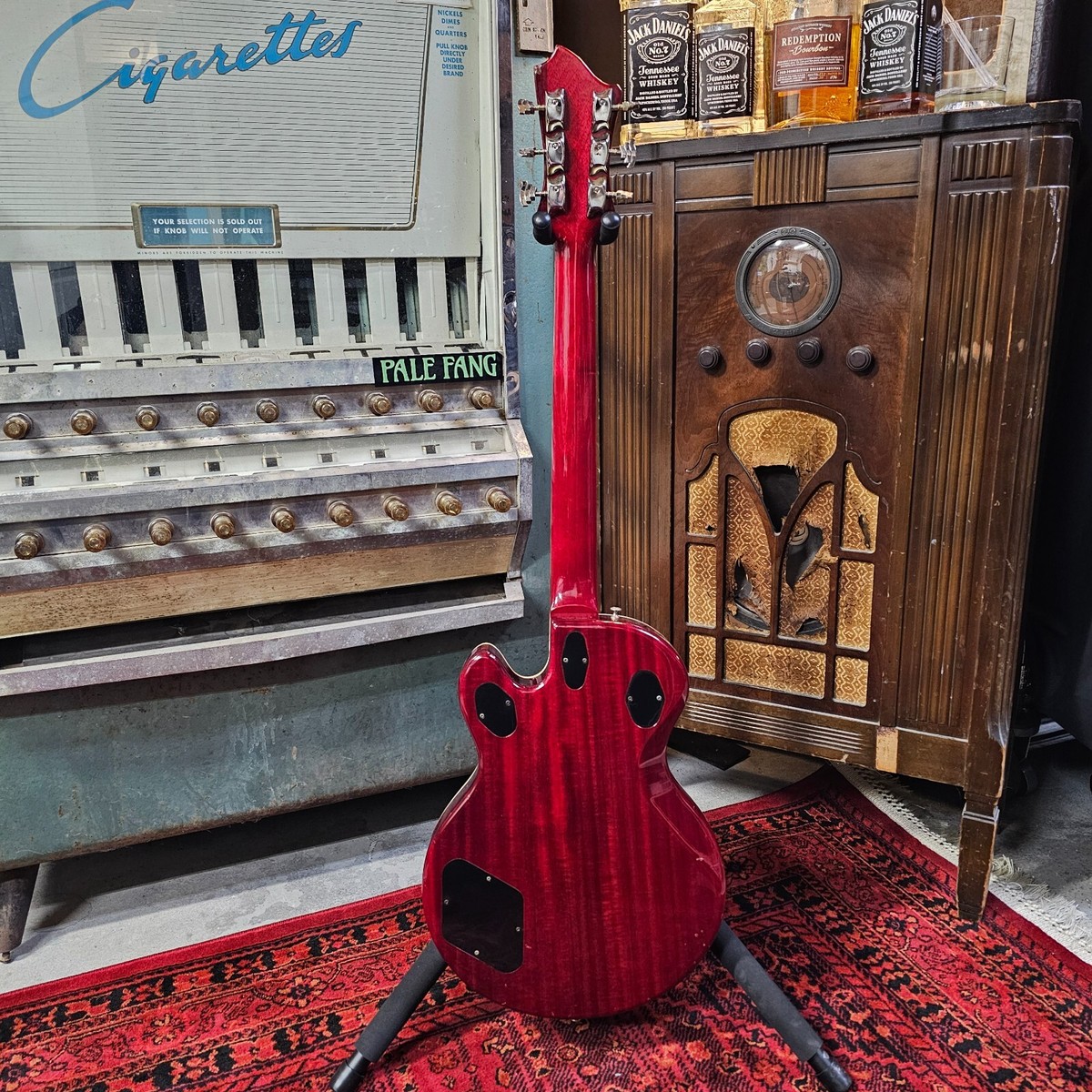 HAGSTROM SWEDE　いい状態　２０１６年の定価税別125000円です。 HAGSTROM SWEDE いい状態 2016年の定価税別125000円です
