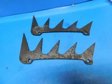 DOG SPIKE SET FOR STIHL CHAINSAW 051 075 076   ---   BOX 1851 E