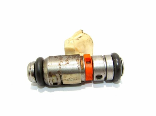 VW Golf IV mk4 1.4 Petrol Einspritzdüse injektor injector 036031c