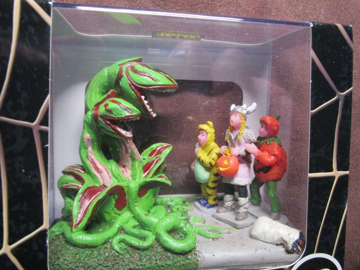 Figurines Lemax Spooky Town - Terrified Trick-or-Treaters (lot De 2), Dimensions 6.4x5.7x3cm, Polyrésine