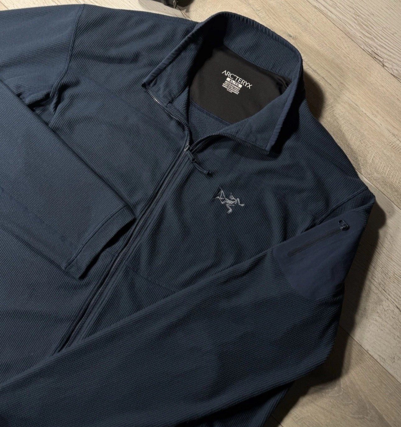 Arc’teryx Delta LT Jacket Men’s XL Polartec Fleece Full Zip Navy Blue Excellent