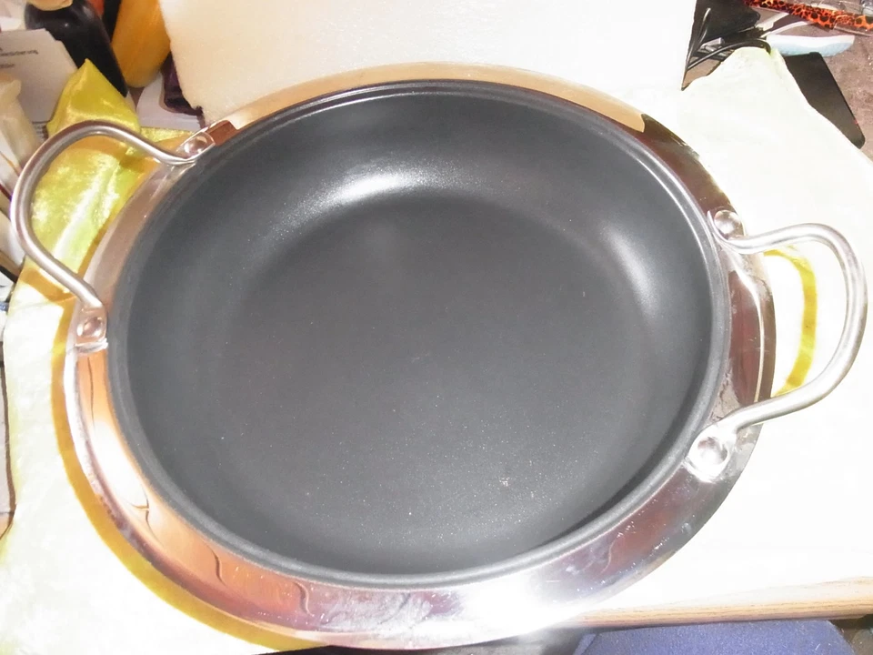 HOCHWERTIGE SERVIERPFANNE v. COOK´S ESSENTIALS m. MAGNETUNTERSETZER, NEUWERTIG ! - Bild 4 von 4