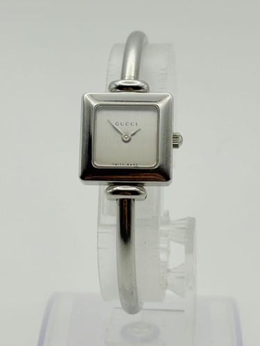GUCCI 1900L Women's Watch Square Quartz White Dial Silver working F/S Near Mint
