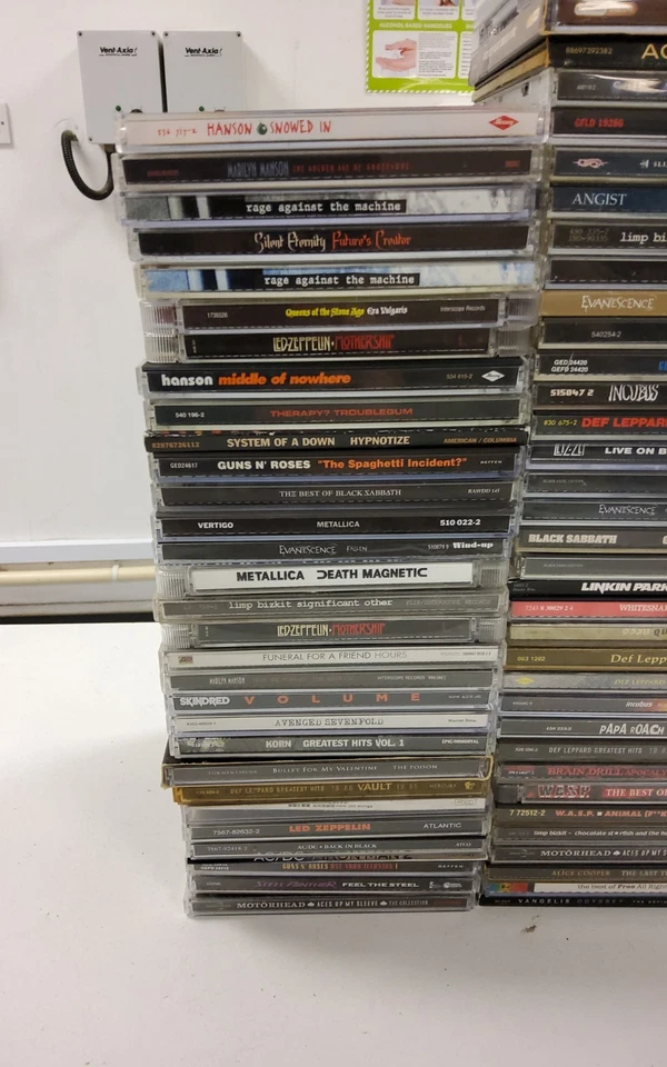 119 x Psychedelic Rock/Metal CD JobLot- TheBeatles ACDC PinkFloyd GunsNRoses 7 - Image 2 of 4