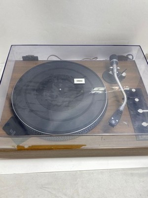 Yamaha YP-511 Vintage Belt Drive Turntable Plattenspieler Woodgrain Japan
