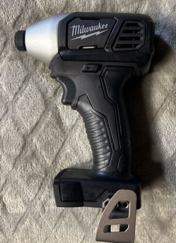 Milwaukee 2656-20 18V Cordless Impact Driver. Black