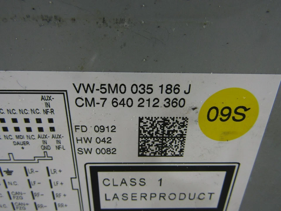 VW POLO 6R 2014 AM FM Radio CD Player AUTORADIO 5M0035186J - Bild 3 von 4