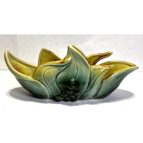VTG HULL CERAMIC CONSOLE BOWL GREEN GLAZE GRAPES LEAVE 4.25"H X 10.5"L X 5"W - Picture 1 of 6