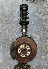 2020 AUDI Q2 N/S LEFT PASSENGER SIDE FRONT SHOCK ABSORBER SUSPENSION & WHEEL HUB