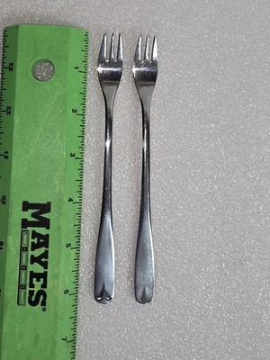 Northland Stainless Indonesia Beefeater Set of 2 Olive Cocktail Forks Fork 