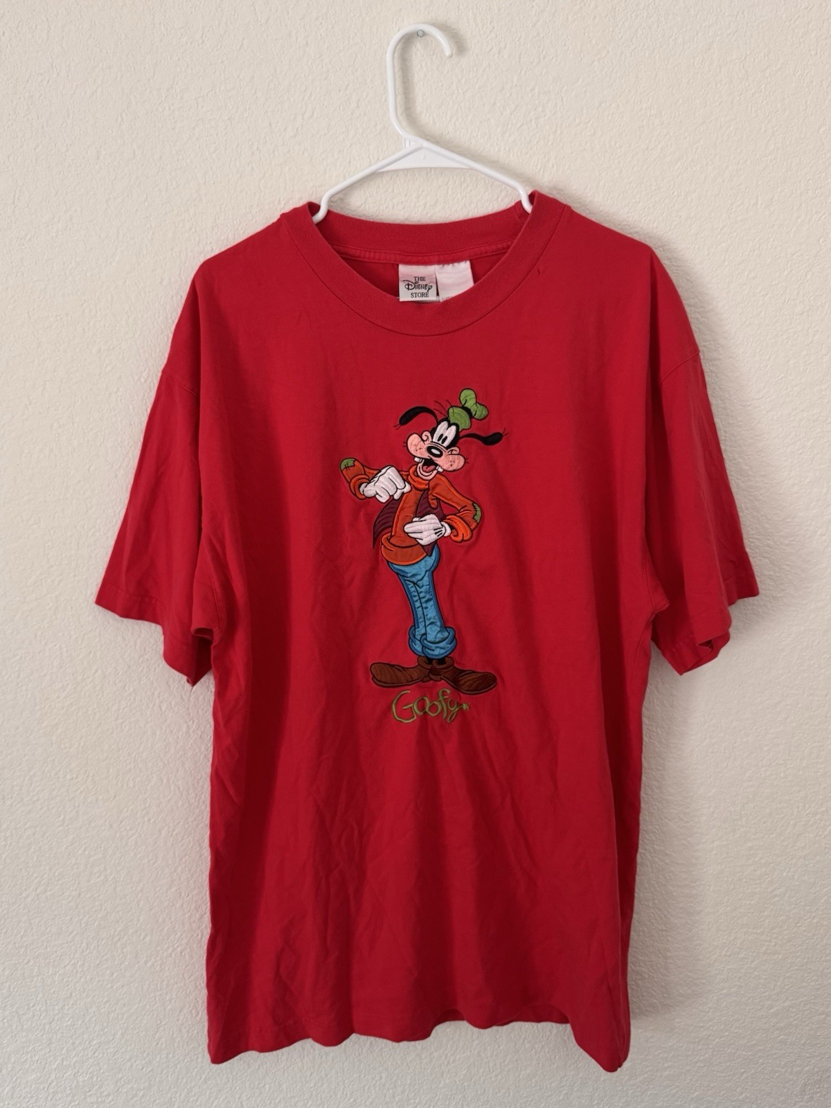 Vintage 90s Disney Store Goofy Embroidered Graphic Tee Made in Malaysia XL