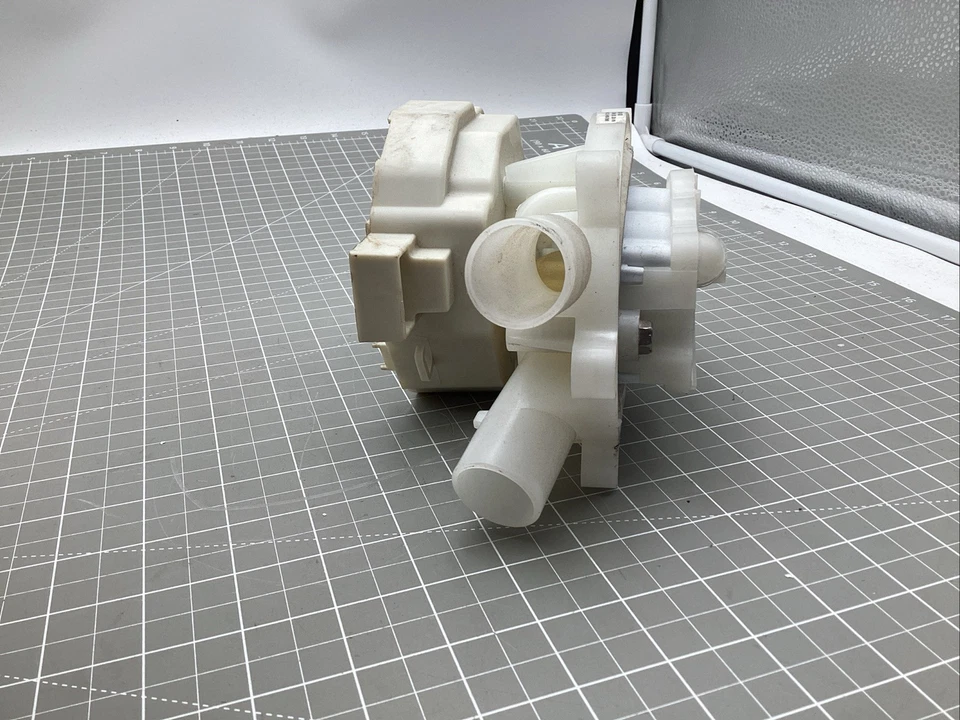 479417/ 479627- Genuine OEM Fisher & Paykel Washer Smart Pump Assembly Kit - Image 3 of 4