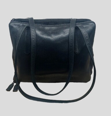 Vintage black Tignanello pebbled leather convertible bag Tignanello black pebbled leather convertible crossbody purse  main image 3