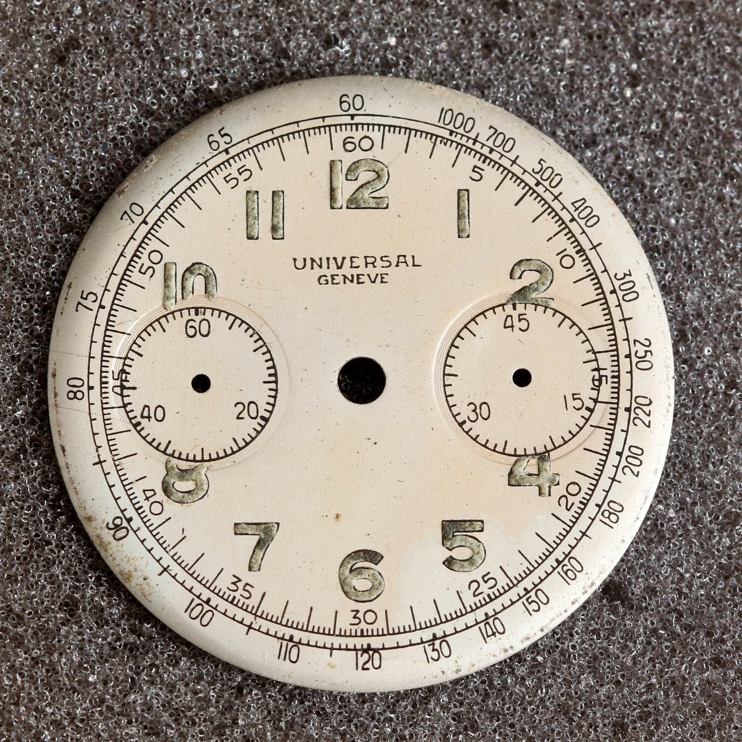 Vintage Universal Geneve Chronograph  Dial 31.80mm item# e10800