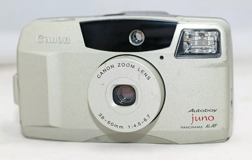 Canon Autoboy Juno 38-60mm Zoom AF 35mm Point & Shoot Camera .Tested