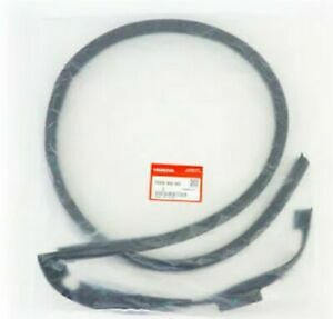 えり HONDA GENUINE Right Front Door Run Channel Weatherstrip