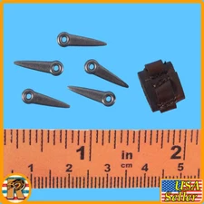 Human Cloning Alice - Wrist Knife Set - 1/6 Scale - Very Cool Figures