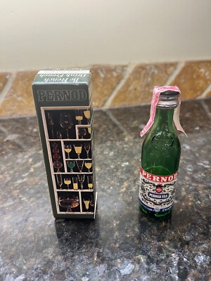 Pernod Fils Paris (empty) green bottle 200 ml 90 proof anise vintage graphics