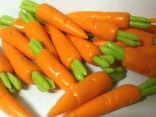 Dollhouse Miniatures 20 Carrot Handcrafted Clay Vegetable Food Cooking Supply.
