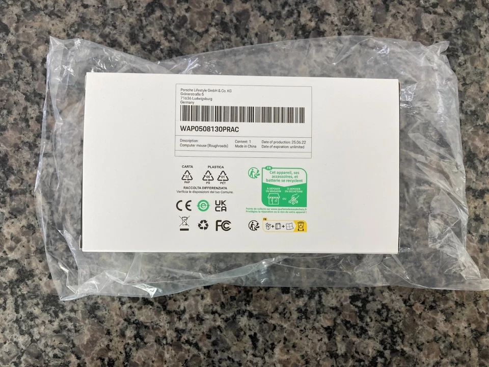 PORSCHE DESIGN NEW AND UNUSED WIRELESS ROUGHROADS 911 DESIGN COMPUTER MOUSE. NIB - Image 2 of 4