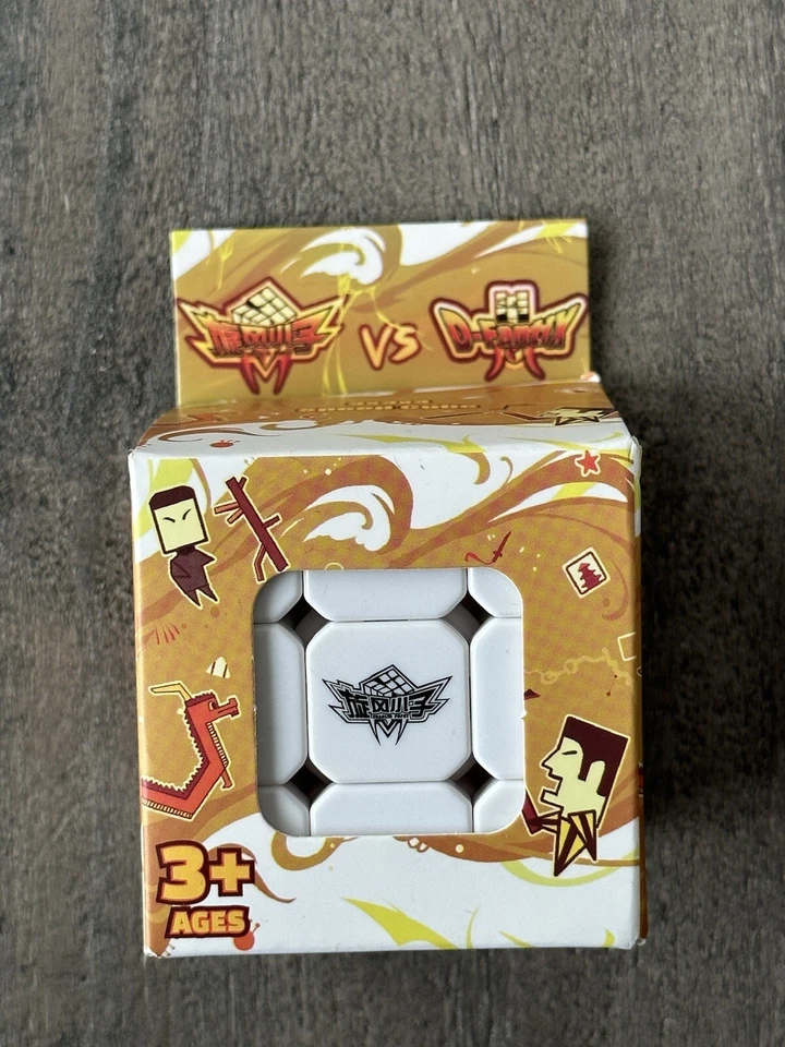 D-Fantix Cyclone Boys 3 x 3 x 3 Speed Cube Stickerless Magic Cube - Brand New - Image 3 of 4