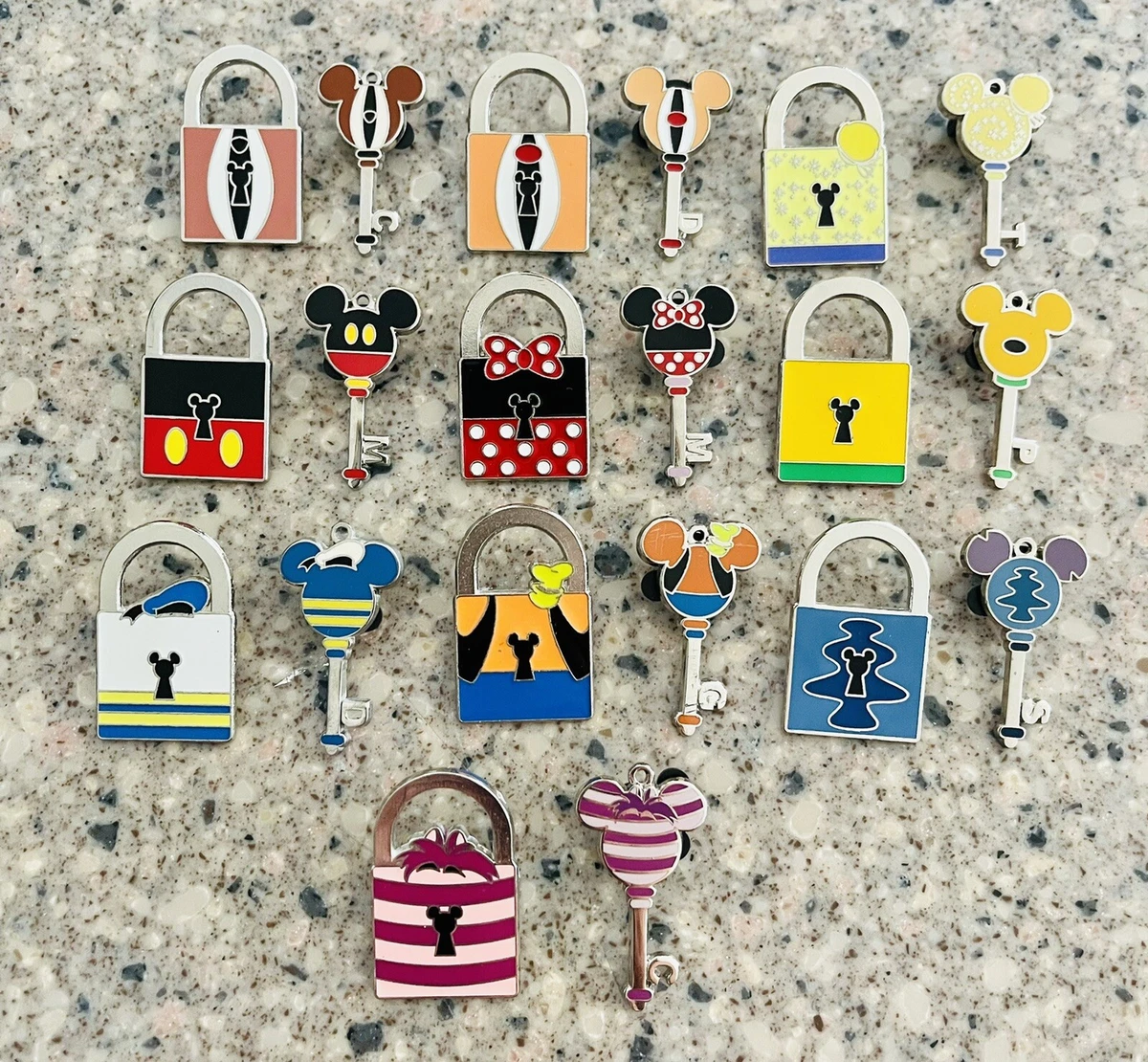 Disney Lock and Key Pin Set Complete, Pin Set
