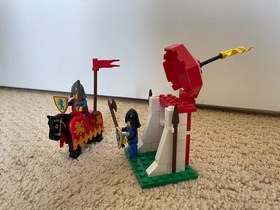 Lego Set 6035 - Castle Guard