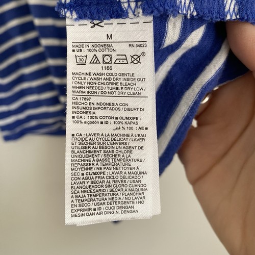 OLD NAVY Womens Medium Blue White Stripe Tie Front Sleeveless Tank Top Tshirt - Picture 2 of 4