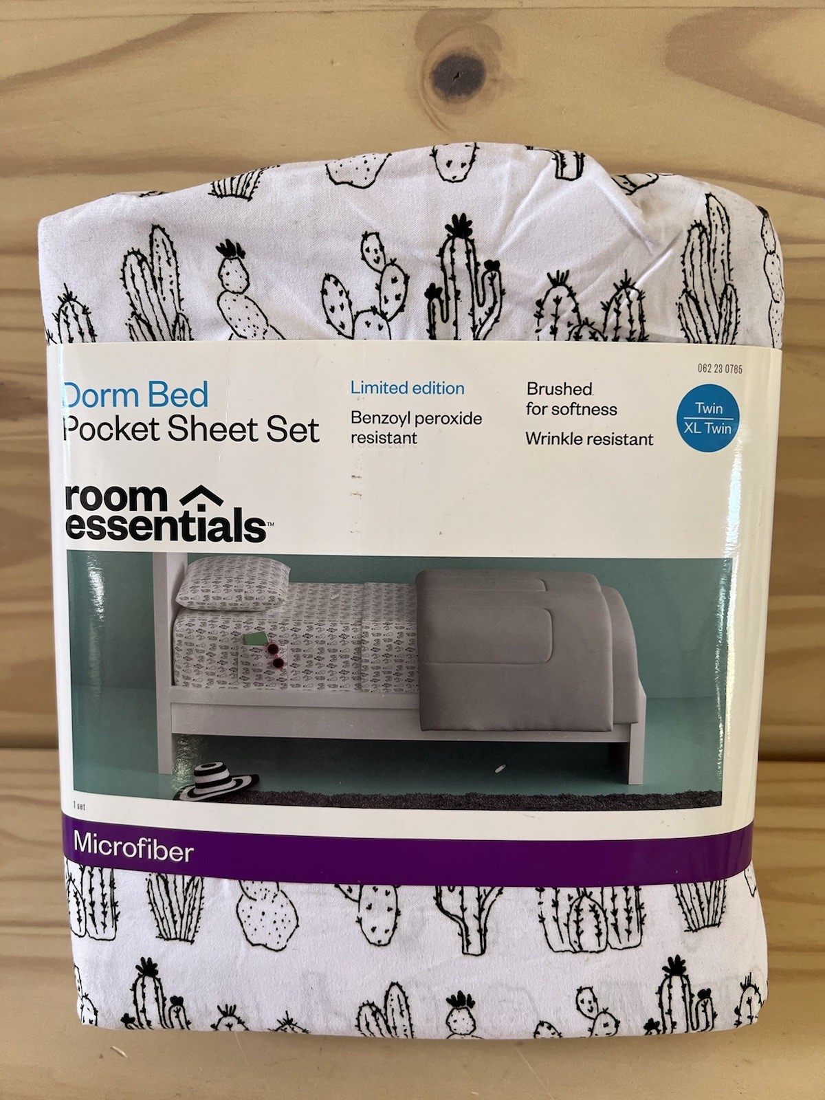 Room Essentials Twin XL Cactus Succulent Bed Sheets Set Black White Dorm NEW