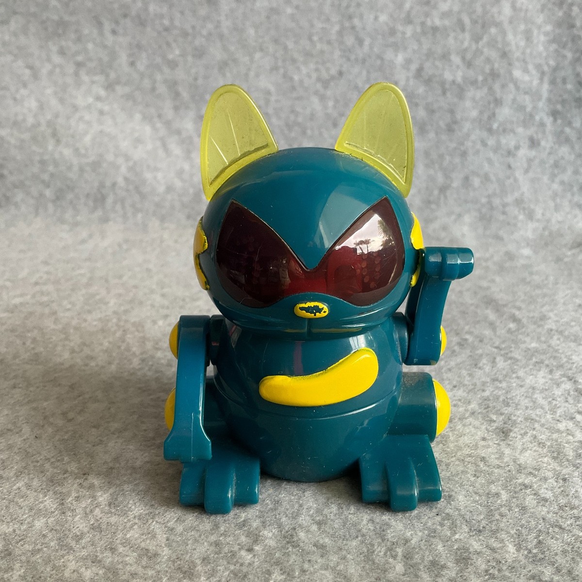 McDonalds 2000 Sega Tiger Electronics RoBo Chi Pet Meow Chi 3.5