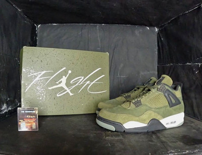 Air Jordan Retro 4  Craft SE  Size 11M Deadstock
