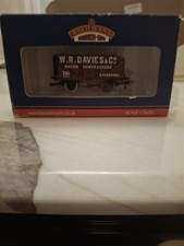 BACHMANN 37-2011K 7 PLANK WAGON W R DAVIES & CO OO GAUGE