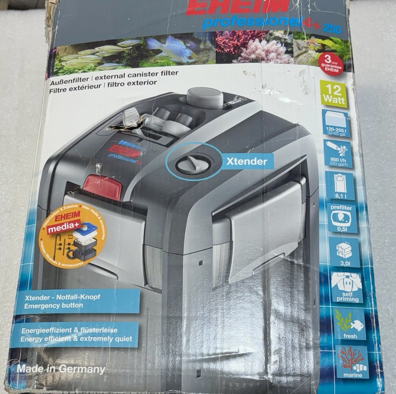 Reef Aquarium Equipment Lot–5 Eheim Canister Filter,3 Solar,Pond Pumps, 1 batter
