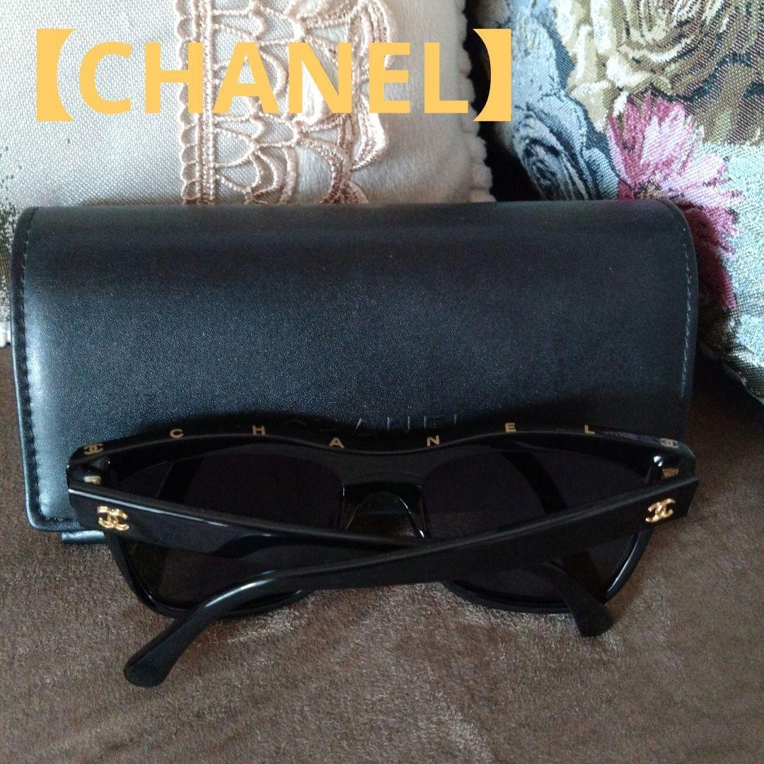 CHANEL 5418-A Black Frame Mirror Lens Sunglasses Logo